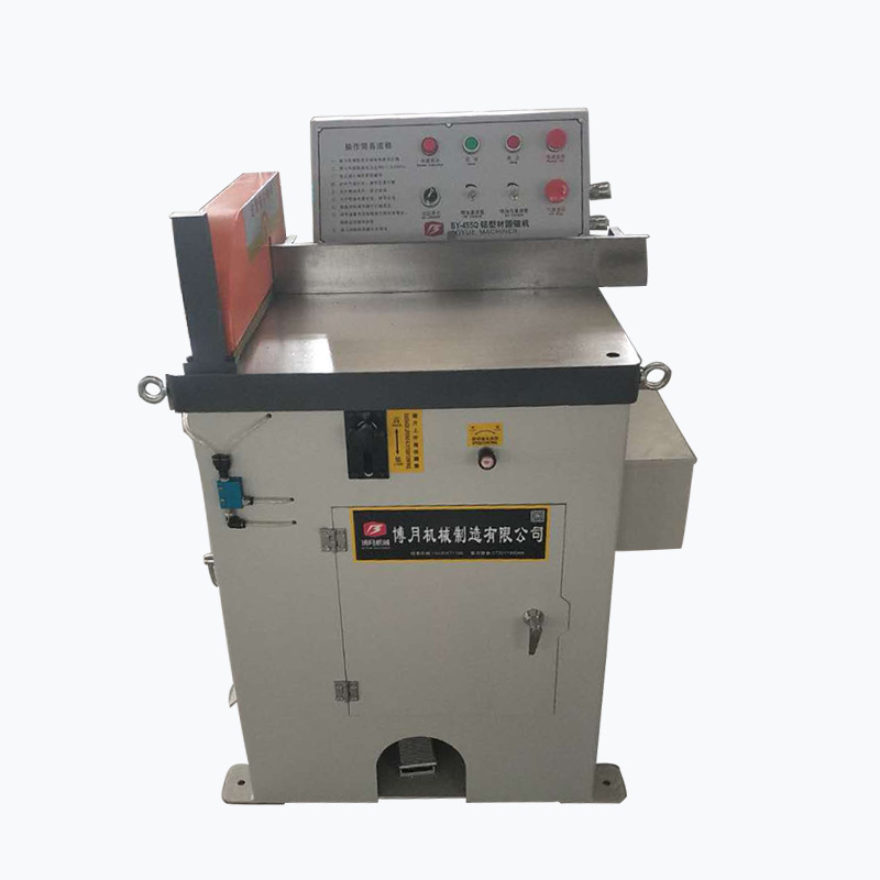 半自動(dòng)切鋁機(jī)